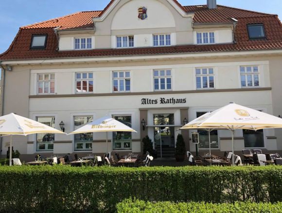 Außenterrasse Restaurant Altes Rathaus Lohne